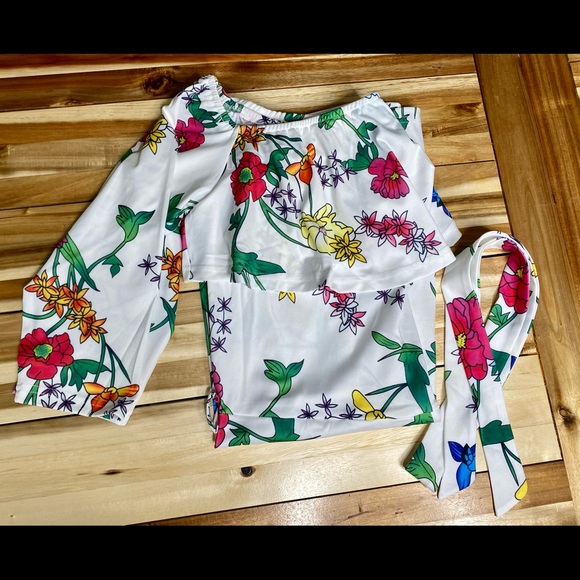 Cute Women’s Romper - Picture 2 of 2